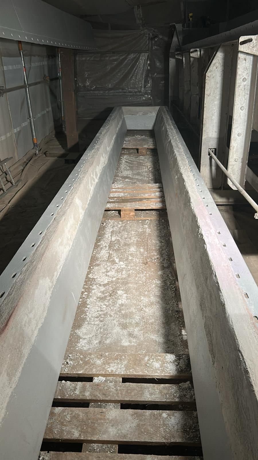 Precision work on a divider wall