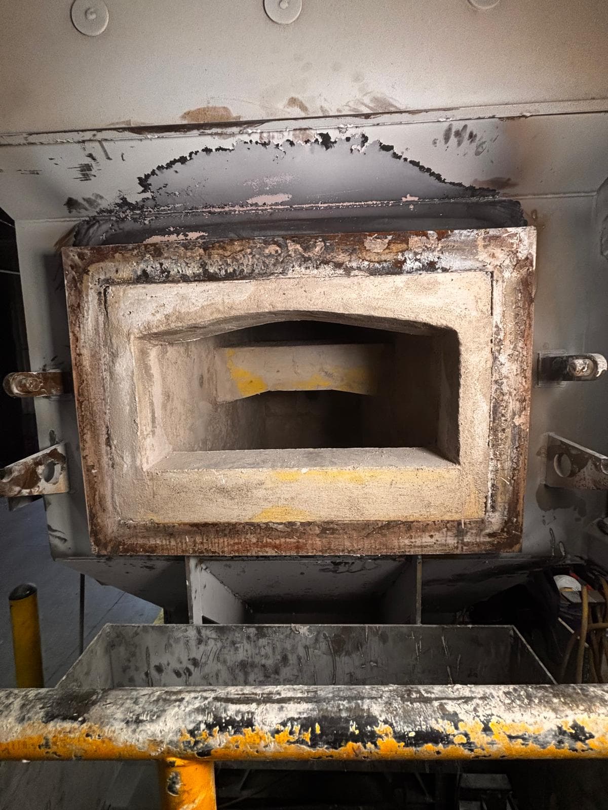 Melting furnace during repair work by SBS Refractory Service